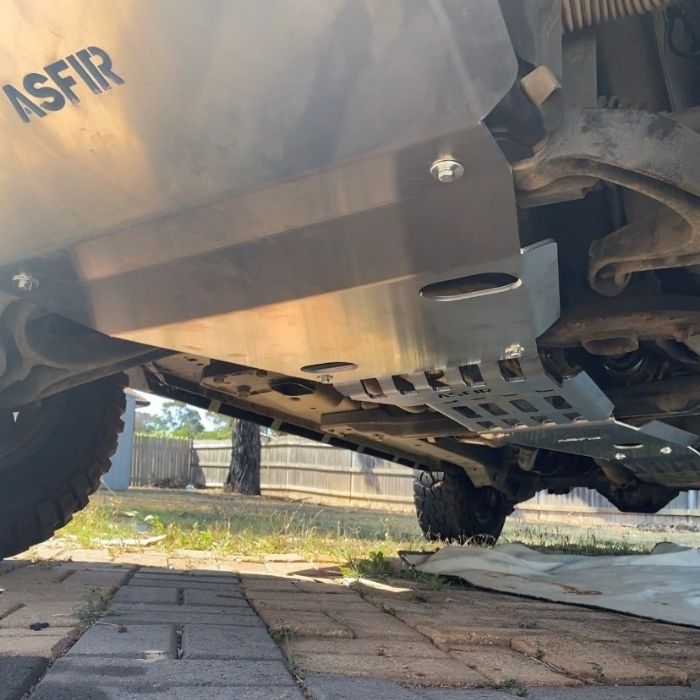  commander transmission steel skid plate
